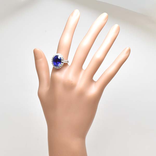 本日の商品「タンザナイト 8.72ct ダイヤモンド 1.76ct プラチナ PT900