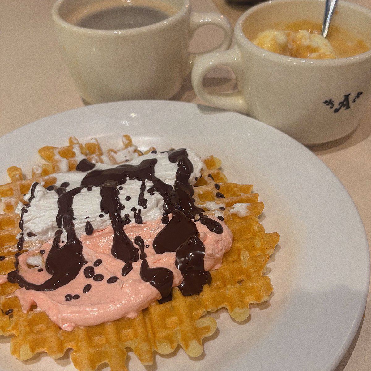 뽀둥위크....🎂
포모 두쫀쿠 케이크먹고
목욕재계 하고 뽀둥이 다시태어남....♥
생일에 때밀고땀빼기 미친거같음❤️‍🔥