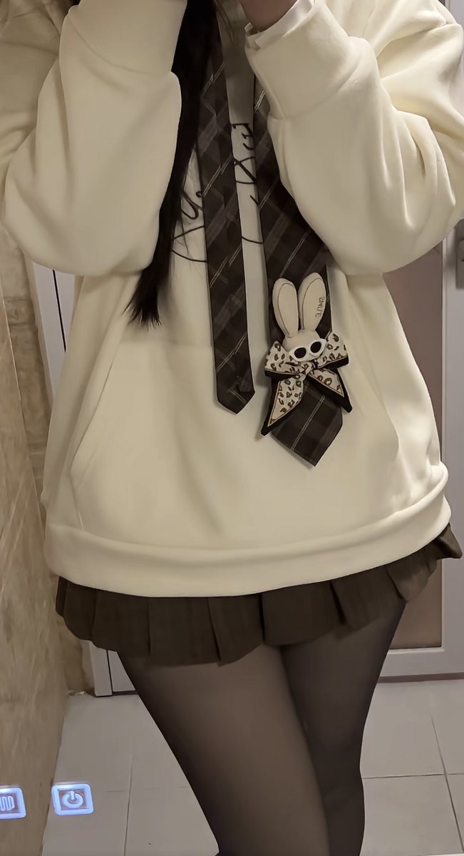 Shiroiღ (@emiriashiroi) on Twitter photo 