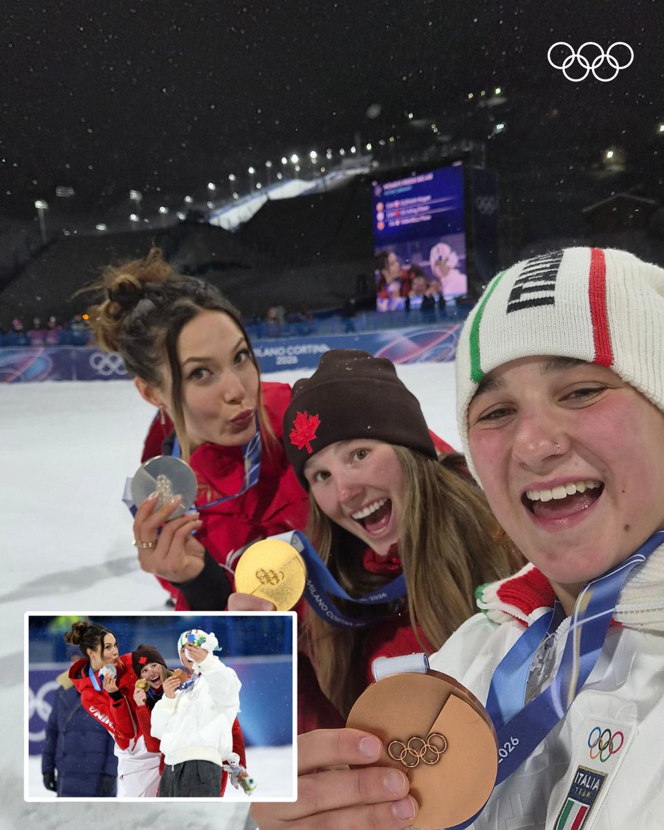 PODIUM SELFIE IS HERE