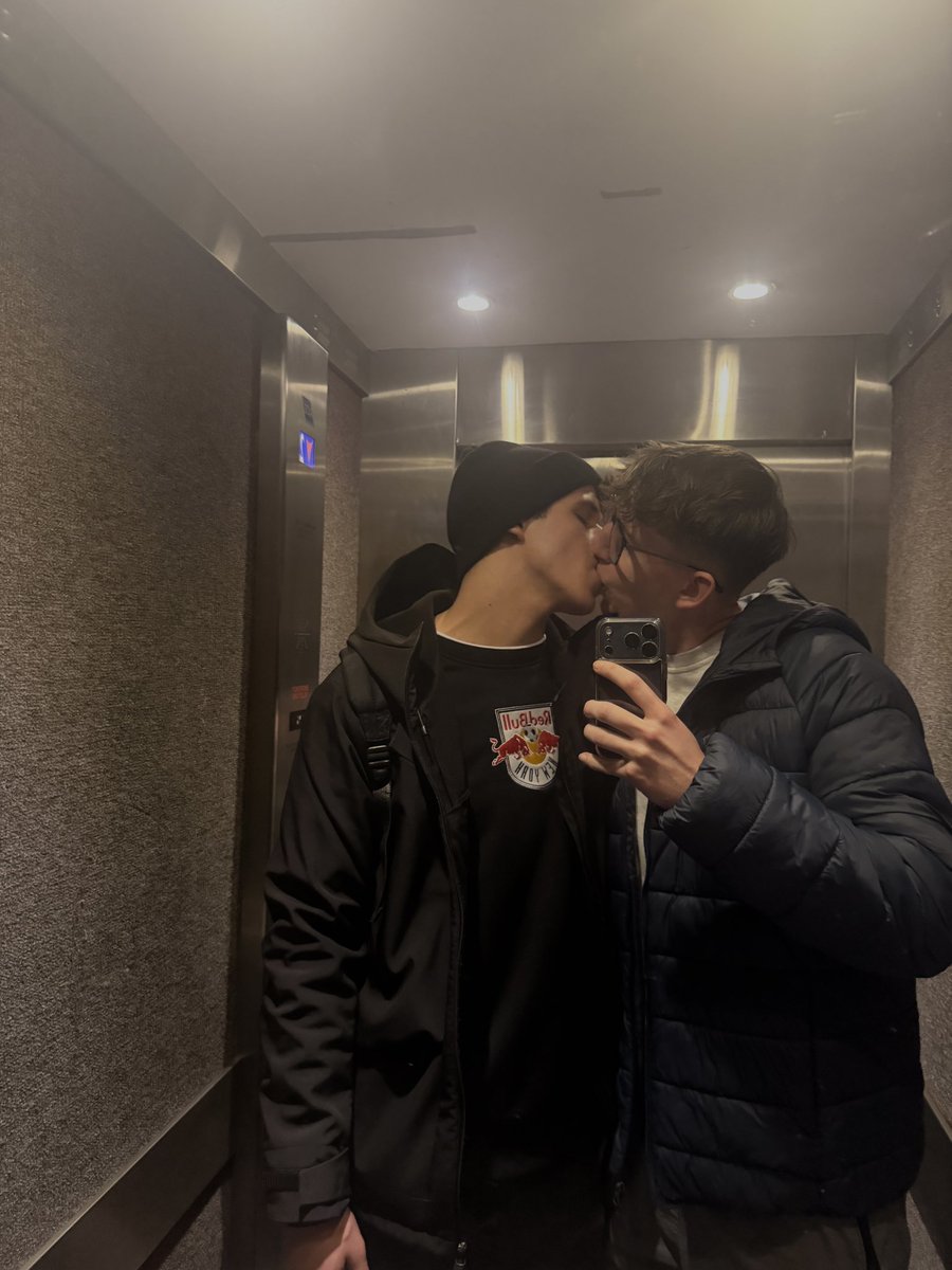 lꫀwis #lewis 🏴󠁧󠁢󠁥󠁮󠁧󠁿🇳🇱 tweet media