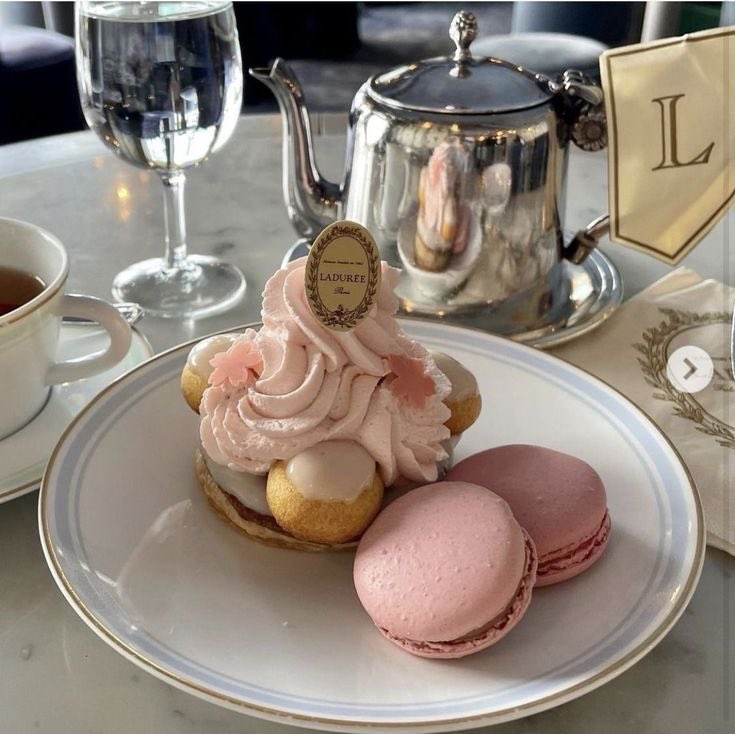 𝘮𝘪𝘺𝘶 ♡ (@miyuccat) on Twitter photo 