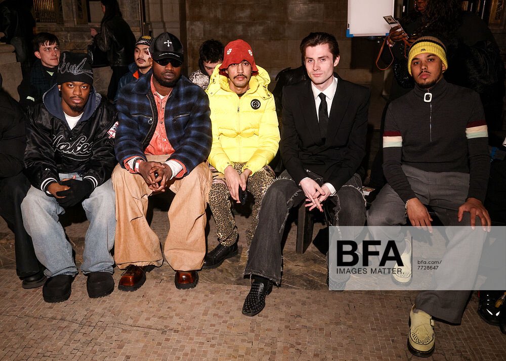 Musamn__'s tweet photo. Front Row AWGE FW26 https://t.co/3lLurKfbsJ