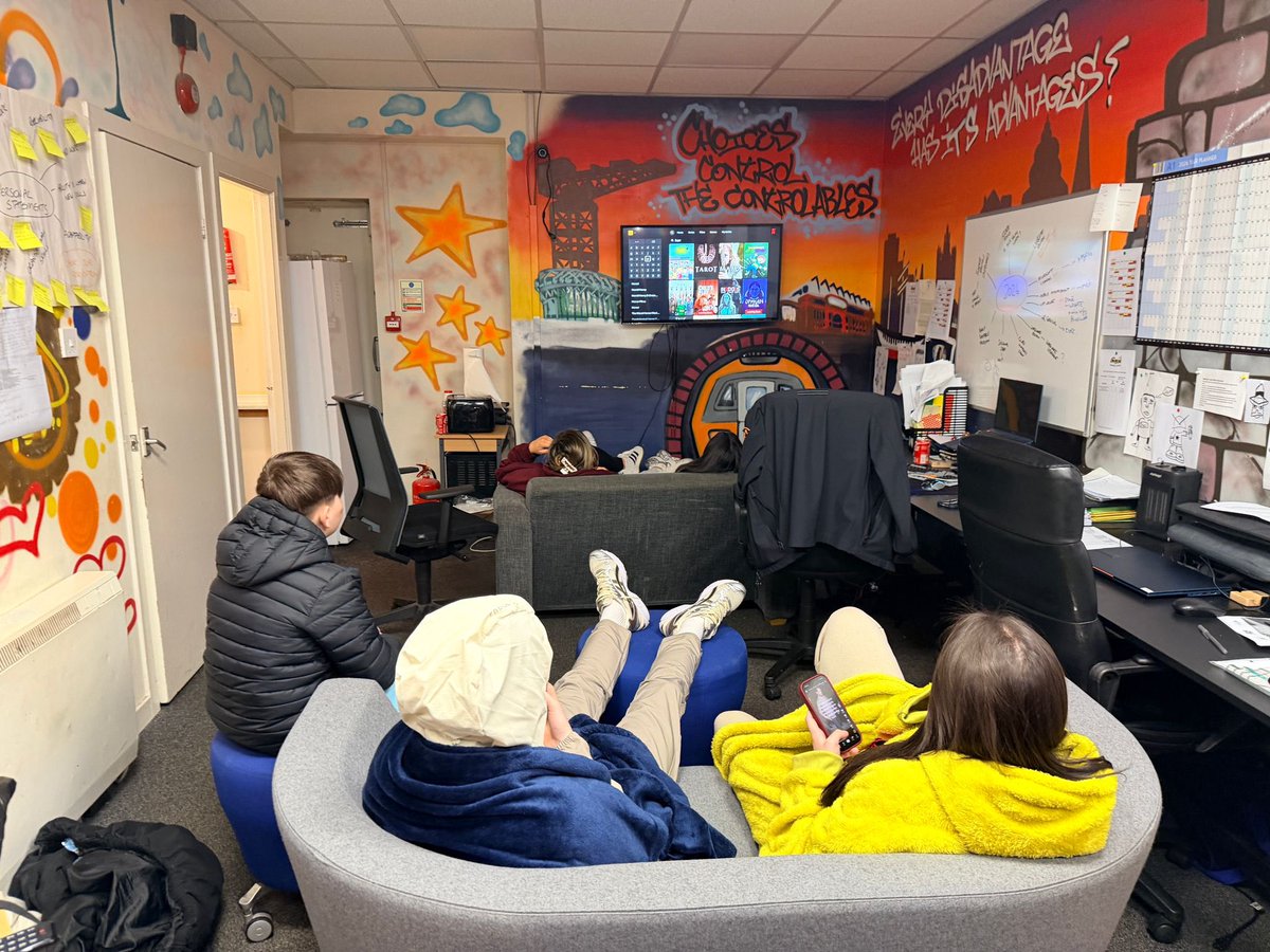 Sam McCann tweet media