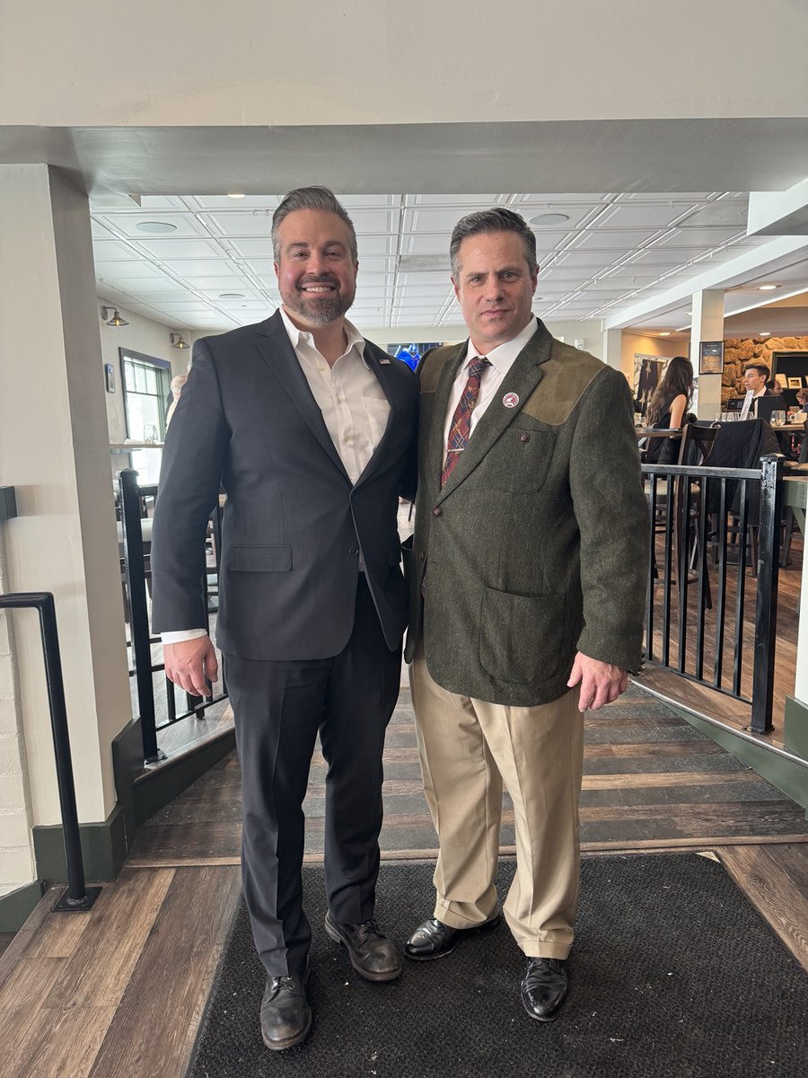 ActualAlexZ's tweet photo. I am running for the Republican nomination for US Senate.

Great to formally announce my campaign this afternoon in Sussex County with Chairman Joe LaBarbera and patriots ready for change.

I promise to lead with action, not just words.

America is sick of @CoryBooker.

Join us! https://t.co/RqO1tVn85H