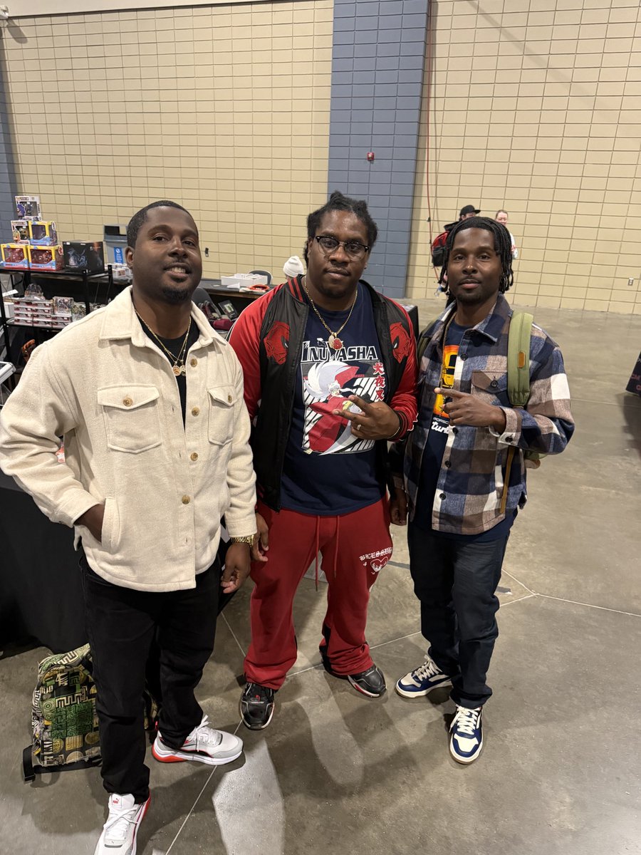 iGrindYugioh's tweet photo. The 300th was a blast!!! Me and bro started 4-1 and signed autographs throughout the day!!! I love this game and definitely will be at YCS Vegas in April!!! 😤👌🏾😎 #yugioh #ycs #YCS300 #YCSRichmond https://t.co/6aci5VpgKQ