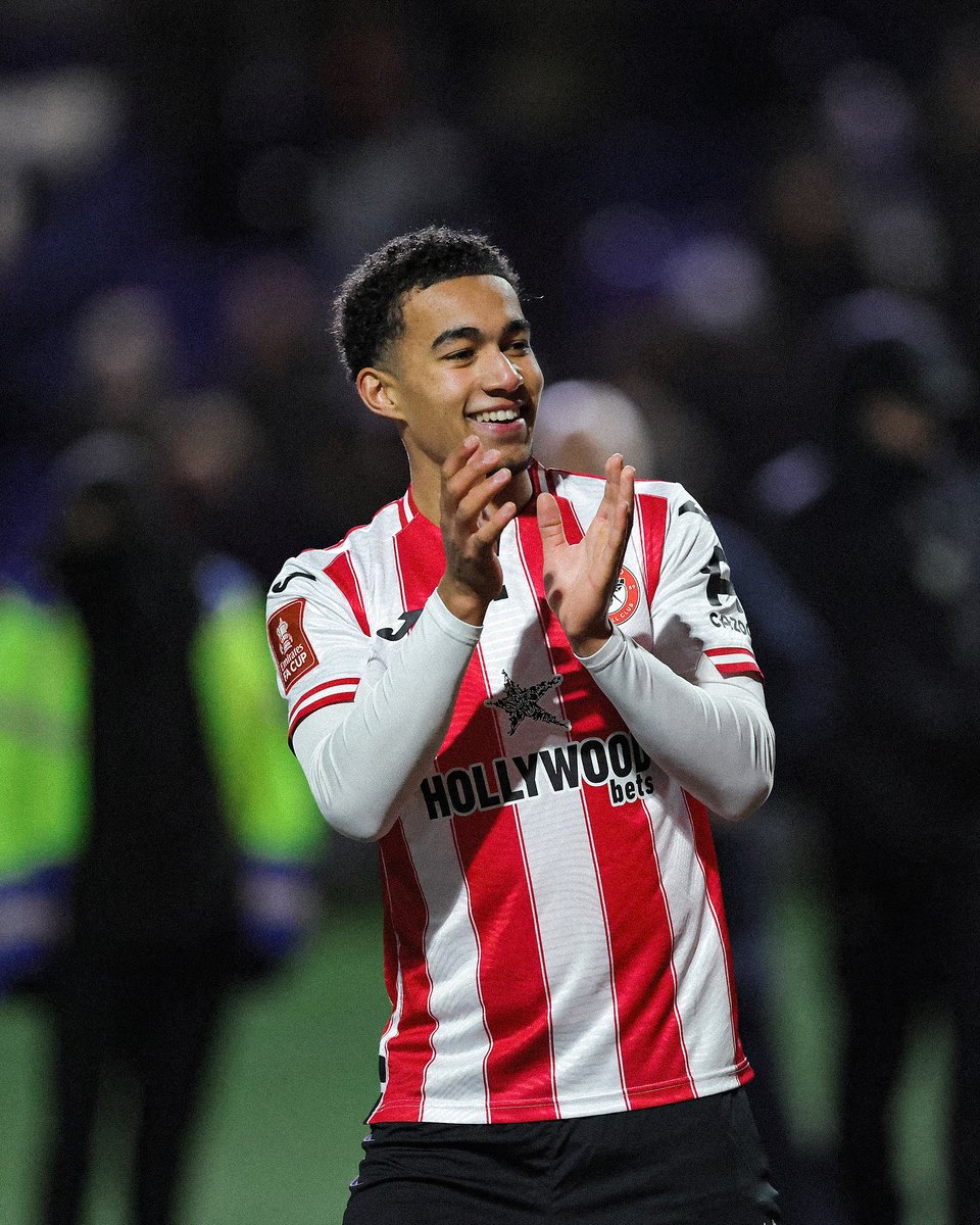 😀

Congratulations on your debut tonight, Luka 👏👏