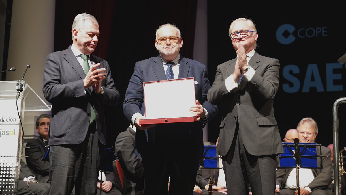 José Luis Sanz tweet media