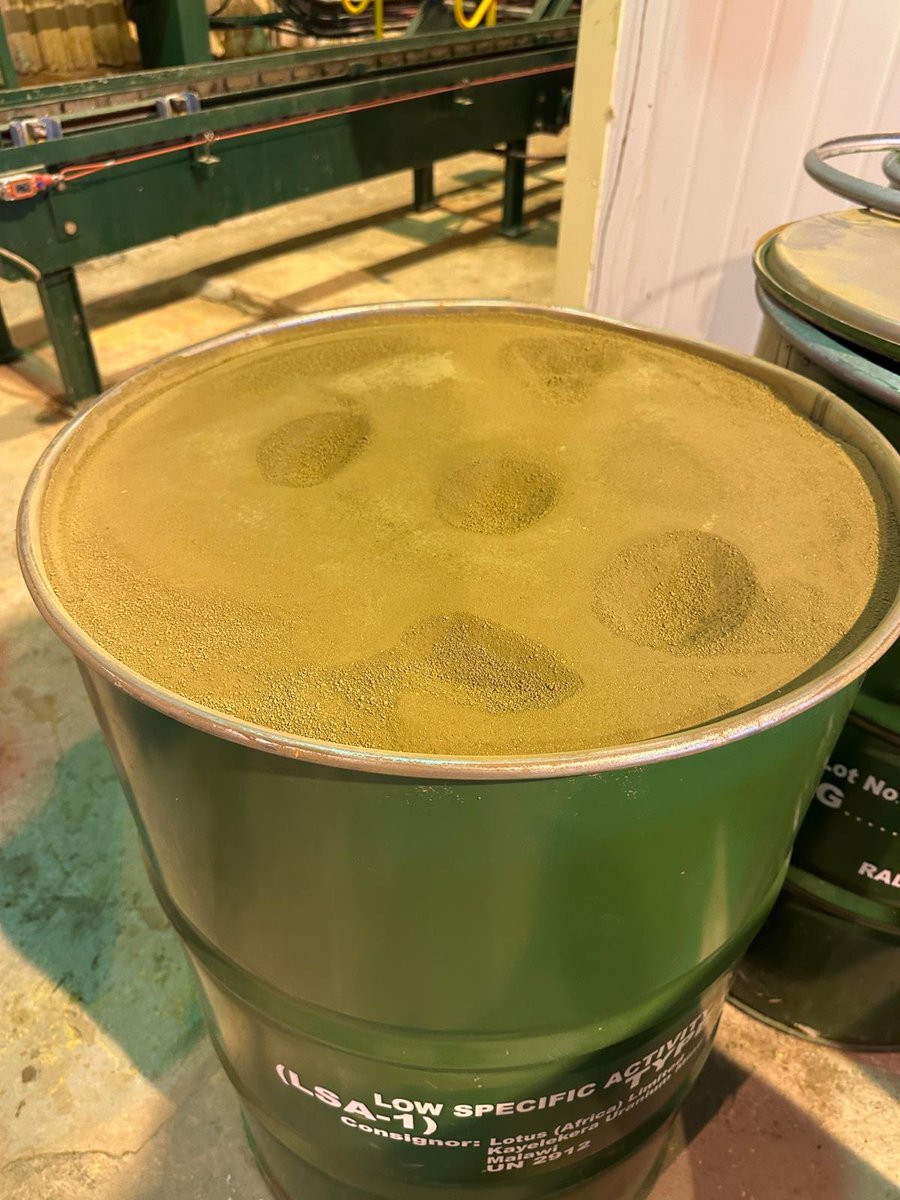 Lotus $LOT recently hosted a group of analysts and investors on site at our Kayelekera #Uranium Project in Malawi, as part of a joint African uranium projects site visit spanning Kayelekera and Namibia.
 
Our Managing Director Greg Bittar and Chief Operating Officer Mike da Costa