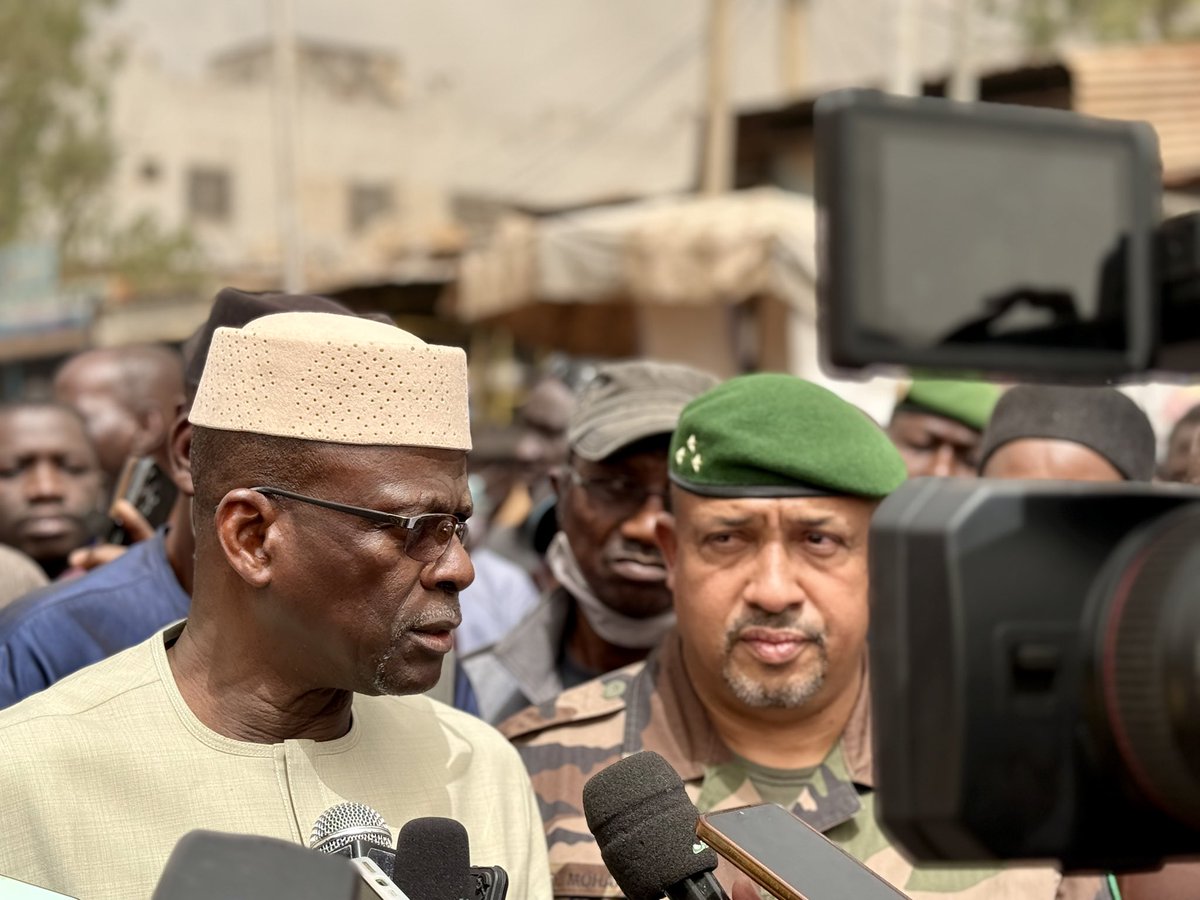 Ministère de l'Industrie et du Commerce tweet media