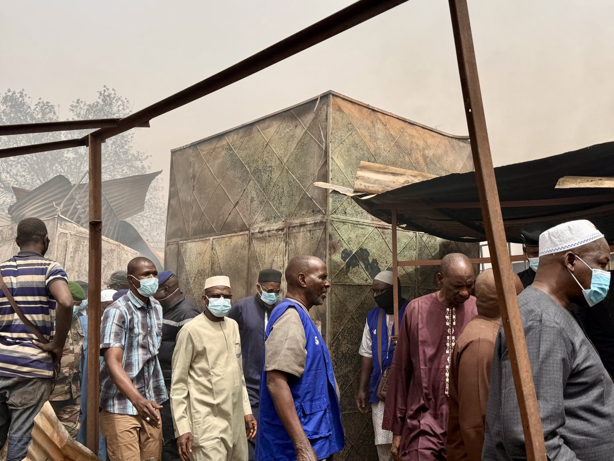 Ministère de l'Industrie et du Commerce tweet media