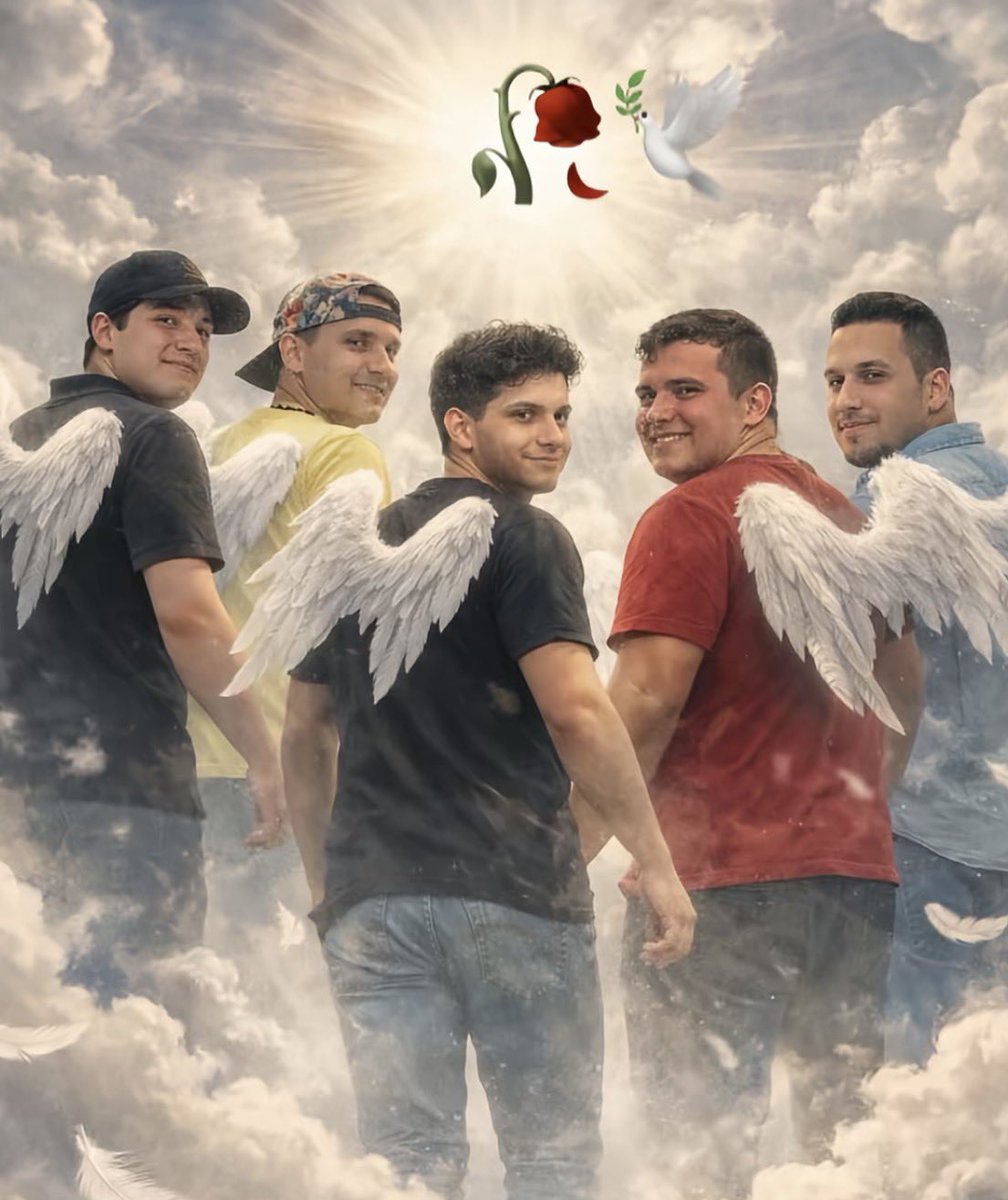 LUIS RAMÓN FLORES CEBALLOS
LUIS ARMANDO FLORES VALLEJO
(padre e hijo)
JUAN ANTONIO SOTO ESPAIN
JOSÉ ÁNGEL SOTO ESPAIN

HERIBERTO LÓPEZ DÍAZ 

¡Presentes!

Son los cinco hombres reportados como desaparecidos mientras viajaban de Mazatlán a Villa de Ahome, los encontraron sin vida