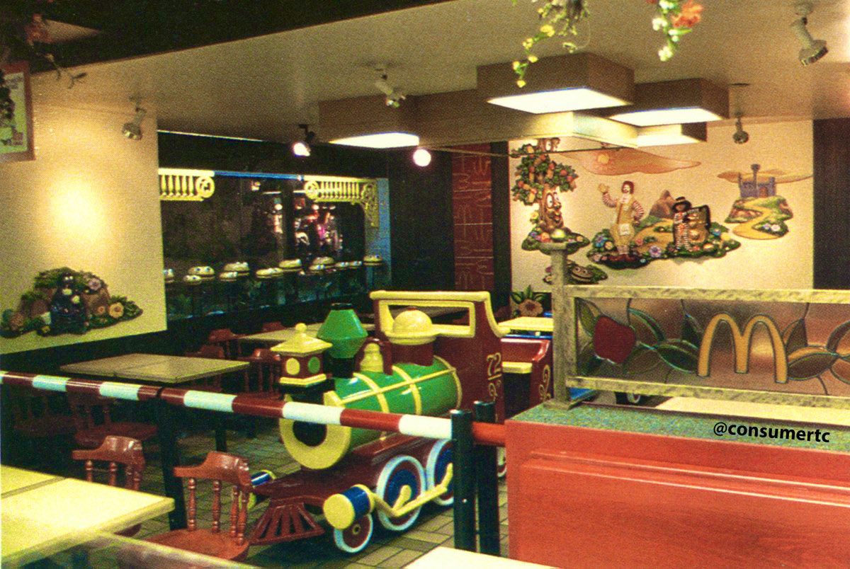 TheHorizoneer's tweet image. we have become so bland as a society