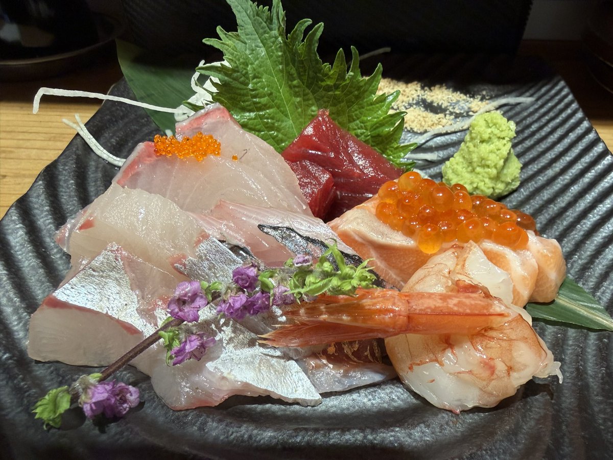 starmabo's tweet photo. 長崎県に来た理由がランタンフィスティバルなんでしょ？って聞かれ続けてますが全然知らなかったです！思案橋ラーメンだけは知���てたけどまだちゃんぽん食べてない、さぁどこへ行こうか！軍艦島へは予約してないと無理らしい！ https://t.co/wbVIM1nBvY