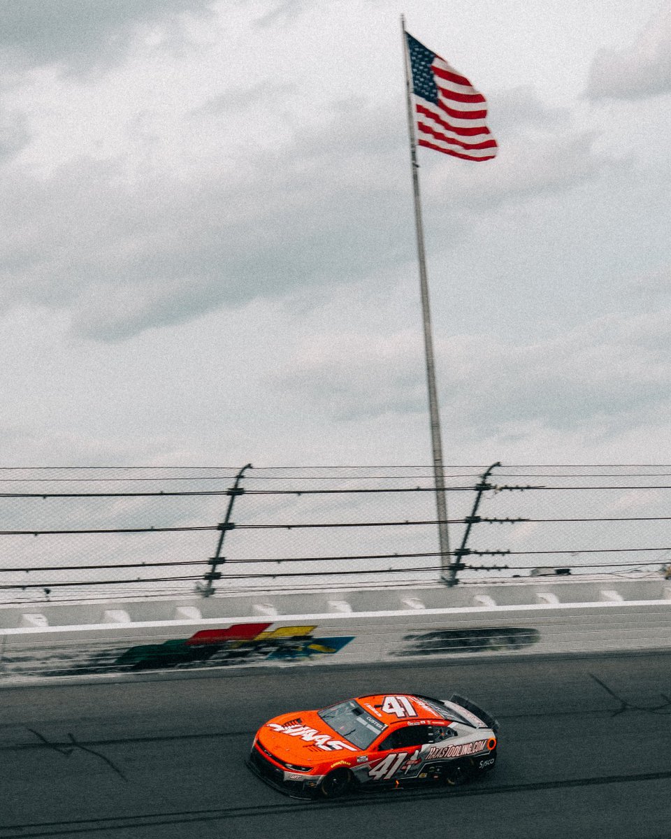 Cole Custer tweet media