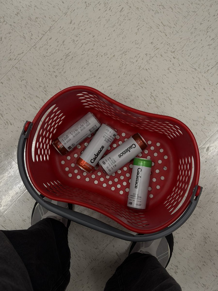 Ross Mackay tweet media