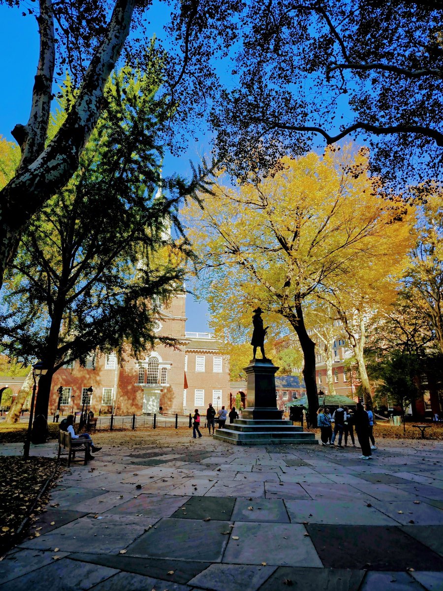 VCAerial's tweet photo. Some low elevation shots from a business trip to Boston last fall. The northeast is one of our favorite places to shoot, and meetings in Boston are a perfect excuse to make a content-filled road trip!

#northeast
#fall
#leaves
#fallcolors https://t.co/K49tWG1zyh