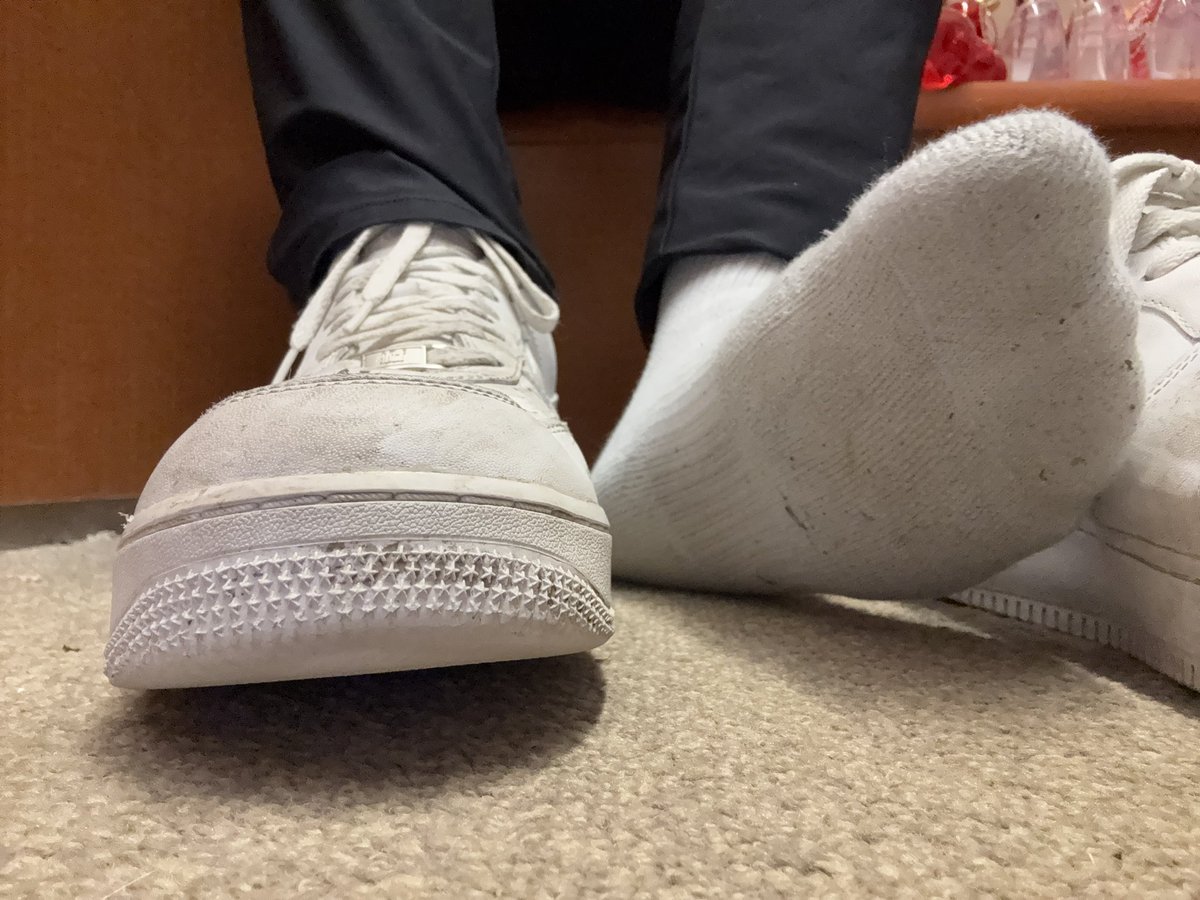 nikeboi0991's tweet photo. one more jerk sesh won’t hurt, cmon’ bro shoot another load today, shoot it to my sweaty, nasty Nikes. https://t.co/UuMt0Po6Li