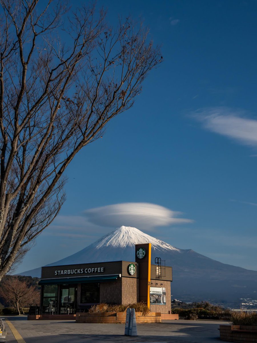 purelivn's tweet image. Mount Fuji, Japan
