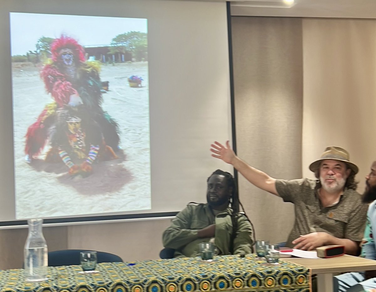 LUinDAKAR's tweet photo. Conf de presse avec #SergeTonnar, #Turnuptun, #Adee et @MamjRas; présentation de leur clip #lamêmedestination et avant-goût de la nouvelle chanson #MamaAfrica. 🇸🇳🇱🇺Vive la co-création. Vive la découverte d’une autre culture. Djëredjëf, merci.
https://t.co/mmEnUJw8p8 https://t.co/rh8TpGvXka