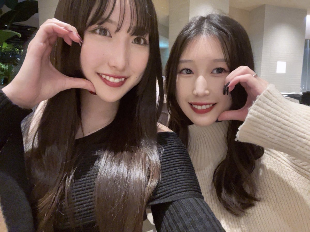 _mo0nxxx's tweet photo. おはようございます⛅️⸒⸒
少し前ですが、ももちゃんとデートしました🌷

お仕事のこともプライベートのこともなんでも話せて、ももちゃんと居ると時間過ぎるのがあっという間👼🏻💭

話題のカフェにも行ってきました☕️🌿 https://t.co/5rvxaAzVpt