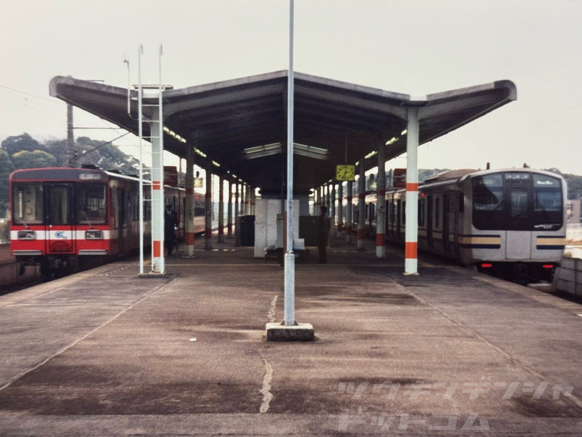 通勤電車ドットコム tweet media