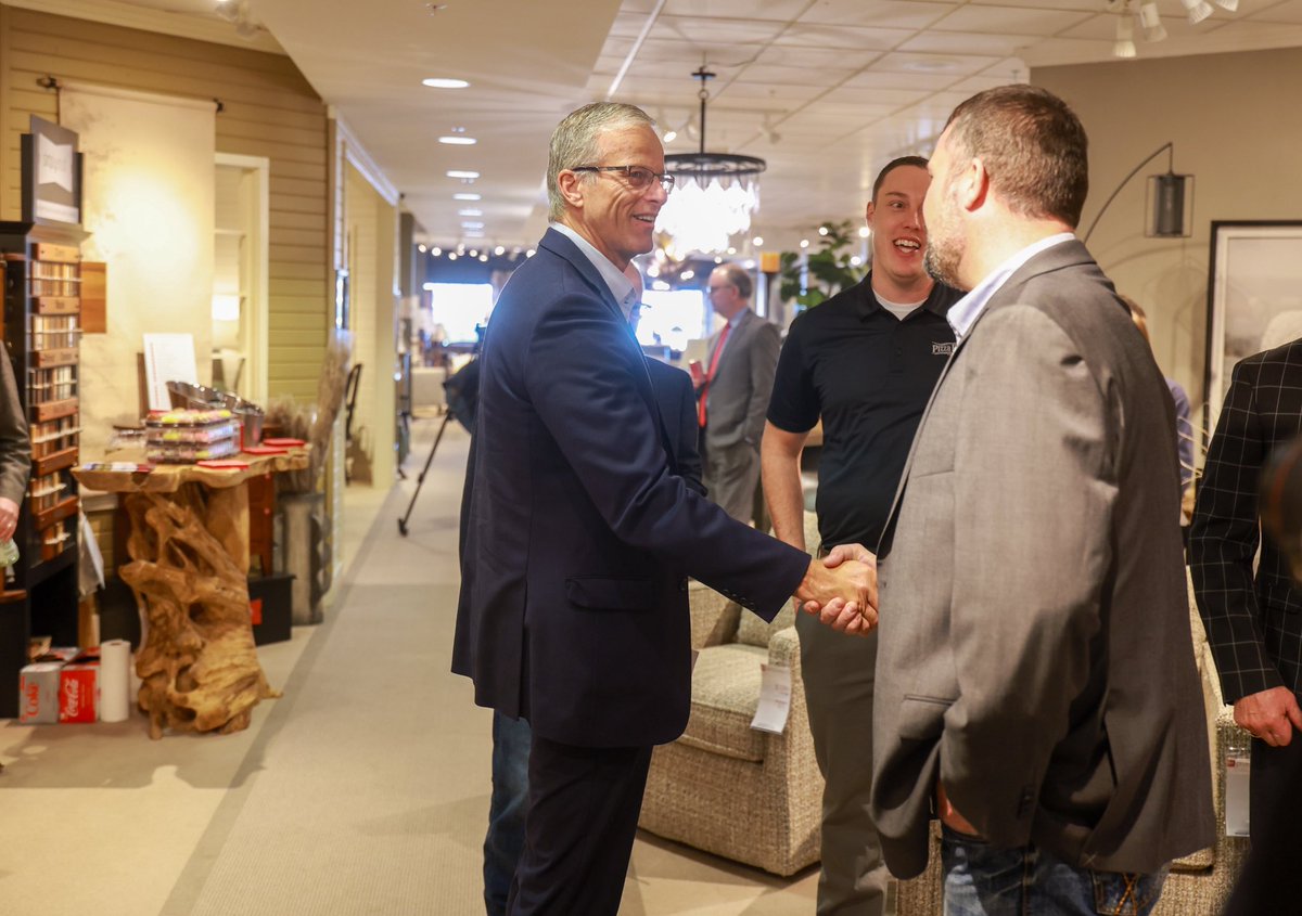 Leader John Thune tweet media