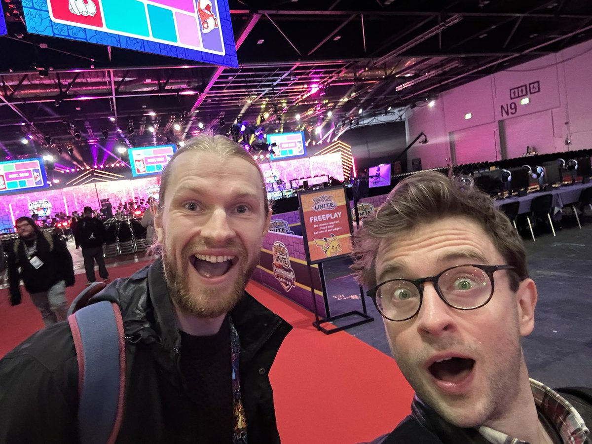 Charlie Merriman (Chazingdra) tweet media