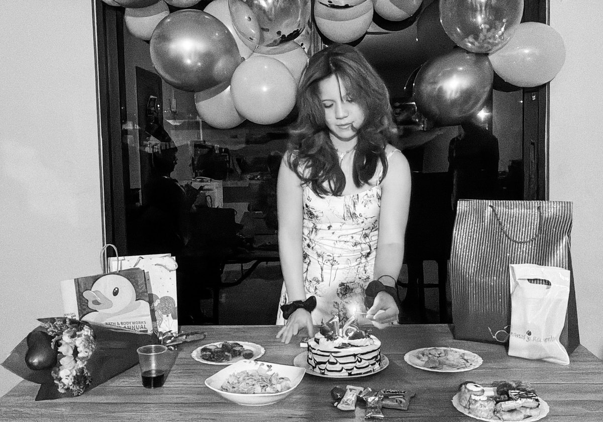 scf91's tweet photo. Sweet Sixteen 💜

#lavidaesunratito #mientrasunoviva #bdaygirl https://t.co/kFgcXG8sgQ