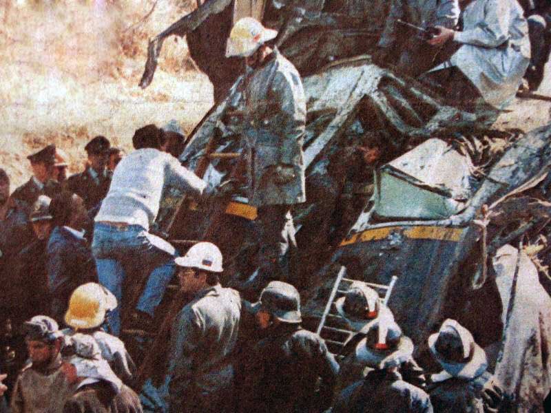 Hace 40 años, el 17 de febrero de 1986 se produjo la segunda tragedia ferroviaria de Queronque, (entre las ciudades de Villa Alemana y Limache). 
El peor accidente ferroviario que haya ocurrido en el país, con 58 fallecidos y 510 heridos.

El martes 6 de julio de 1875 se produjo