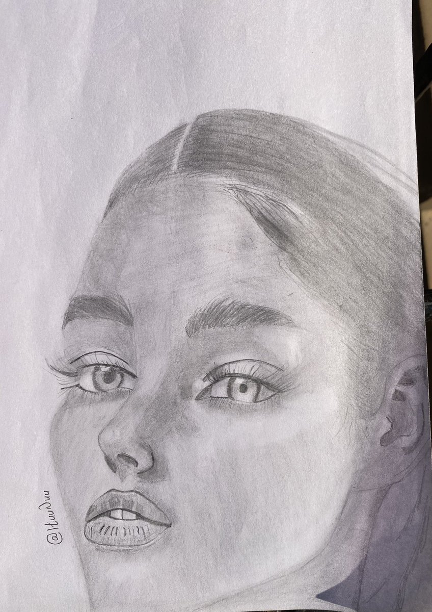 ItuuNuu's tweet photo. I am 🏁(ed) again.

What can I do to get out of it?
By the way this is  actually my first time of drawing a female face. 🙂‍↕️✏️

Gn famz. https://t.co/ffPEtdm50v
