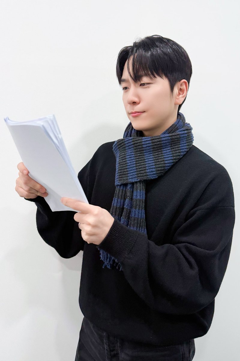 [⏰]

잠시 후 8:50 KBS2 설 특선다큐 지구의 정복자 : 포유류 2부에 우림님 목소리가 등장합니다!

설날도 역시 우림이와 함께~💕

🔜 onair.kbs.co.kr/m/index.html?s…

#고우림 #KoWoorim