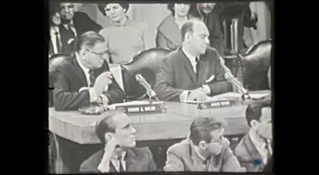 RetroRemote's tweet photo. Is this an uncredited Robert Duvall on the bottom left in THE WITNESS episode "Louis 'Lepke' Buchalter" (17 Nov 1960)? #1960TV https://t.co/QHFsdeCX2m