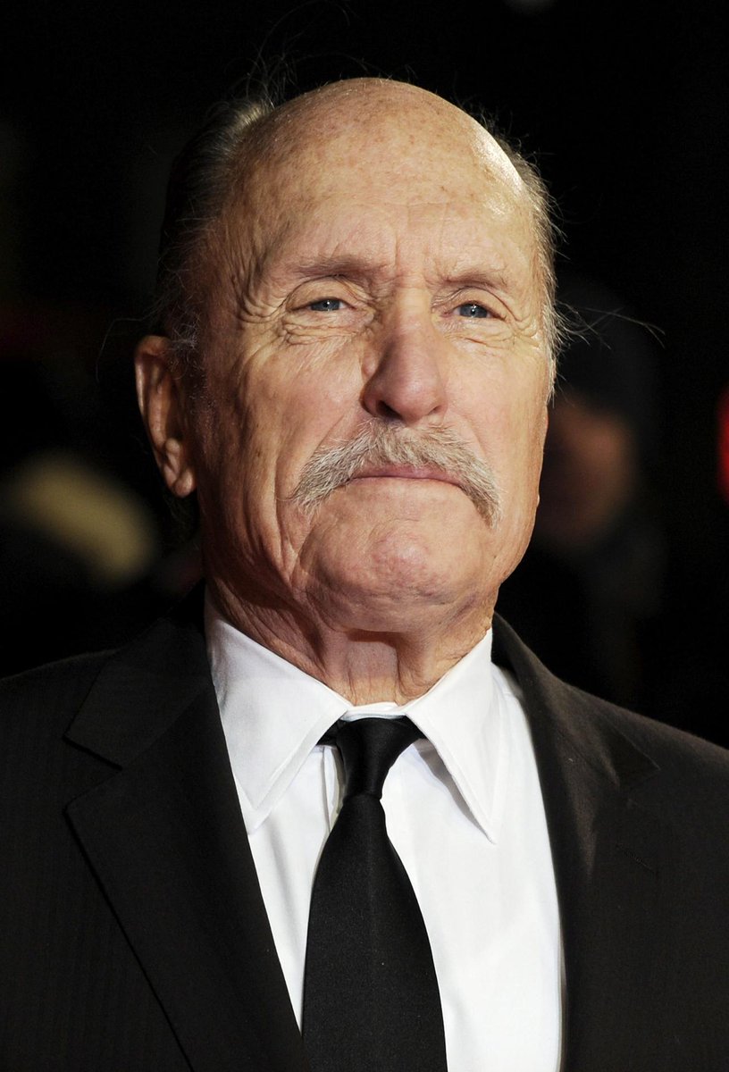 Robert Duvall, aclamado actor de cintas icónicas como Apocalypse Now y El Padrino, murió en la noche del domingo a los 95 años. #ImpactoLatino #gente #robertduvall