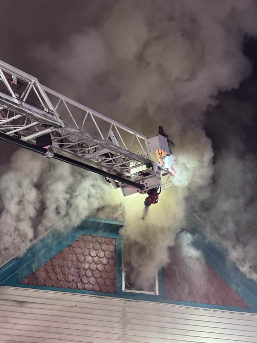 SPRINGFIELD FIRE tweet media