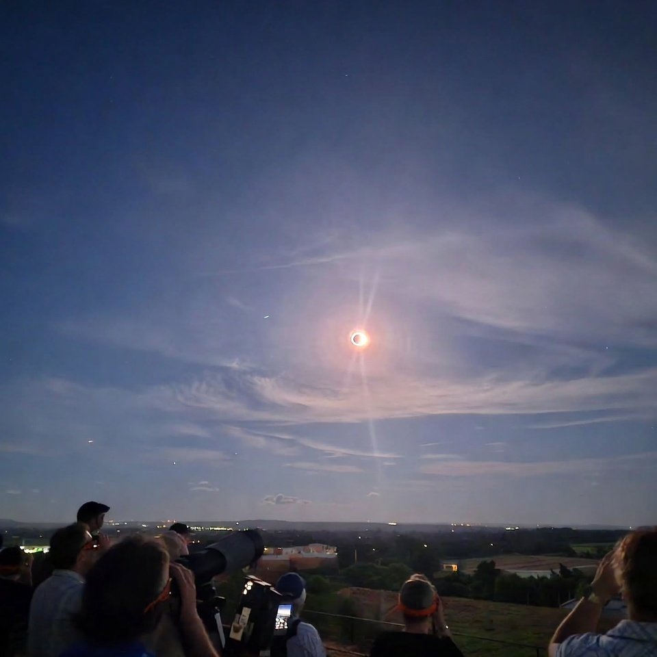 SKithiyon56925's tweet photo. 🌞🌒 FIRST SOLAR ECLIPSE OF 2026 TODAY

A partial/annular eclipse lights up skies on Feb 17 🌍✨ Skywatchers and astronomers around the world are tracking it, though visibility varies across the U.S. 👀🔭

#SolarEclipse2026 #Astronomy #Skywatching #Science #PartialEclipse #AnnularEclipse