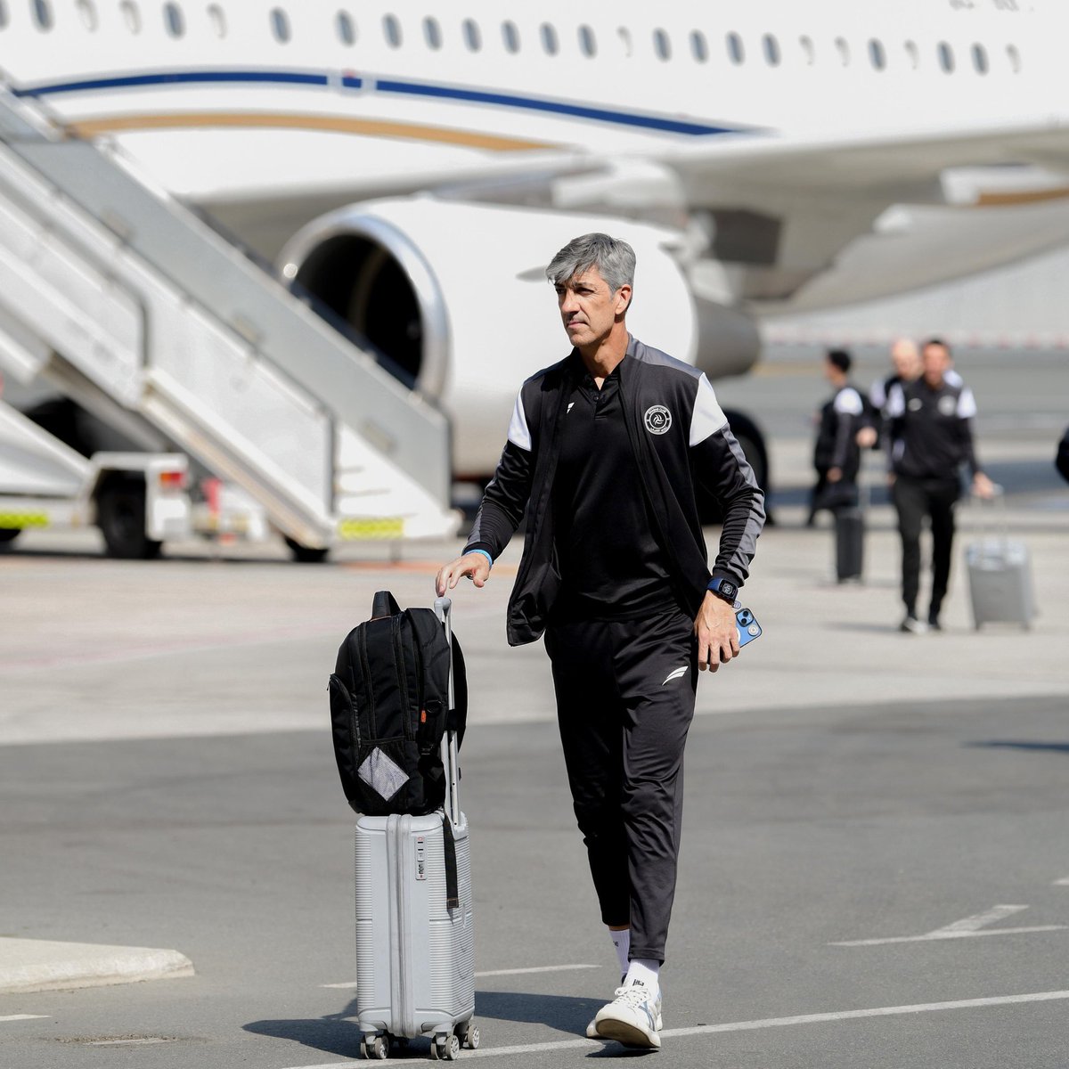 🚨📡

تم الاتفاق رسميا بانهاء العلاقة التعاقدية مع المدرب الاسباني الغواسيل بالتراضي مع توفير مبلغ كبير ،، الحمدلله 🤍🖤