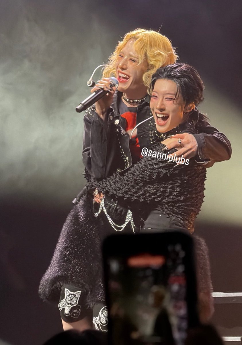 THEIR SMILES 😭😭😭