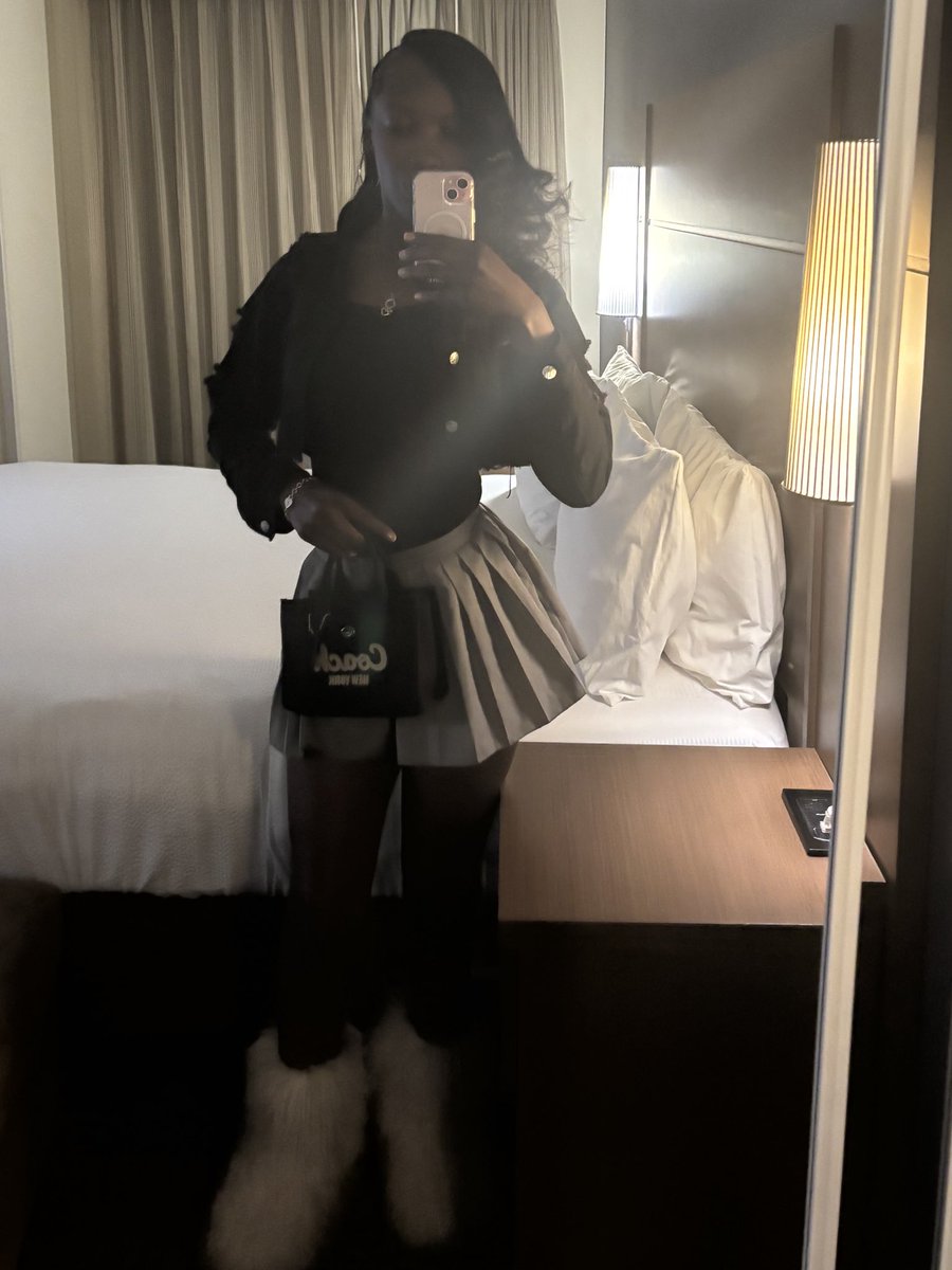👱🏿♀️milfchelle tweet media