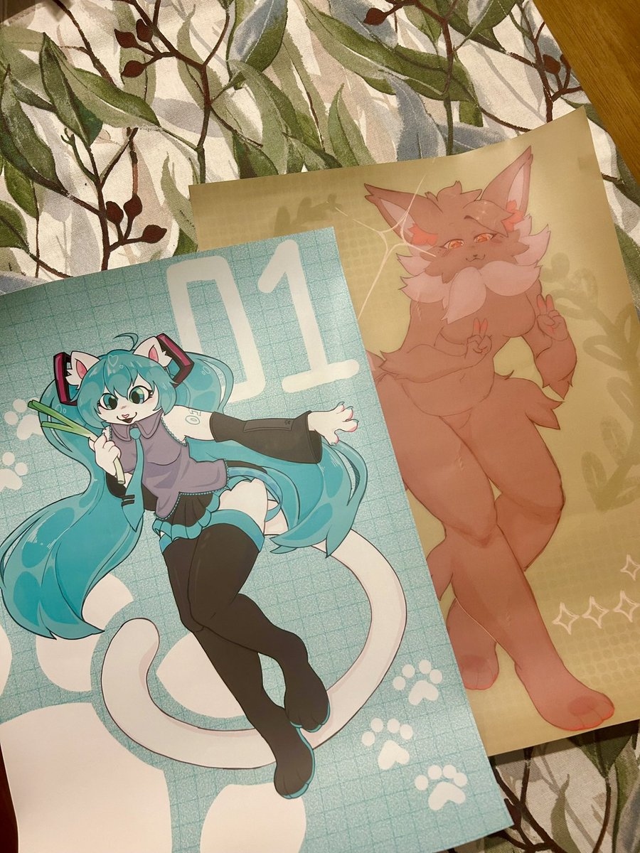 issyee_'s tweet image. I’ll be at the Melbourne Fur Con artist alley on Sunday morning! I’ll have posters, keychains, stickers and limited custom art slots available! 🌼

Come by at 9am-11am and say hi!