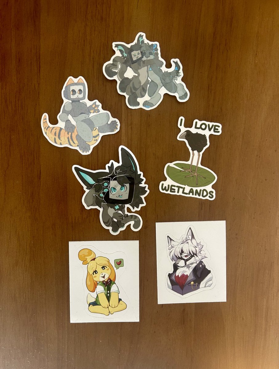 issyee_'s tweet image. I’ll be at the Melbourne Fur Con artist alley on Sunday morning! I’ll have posters, keychains, stickers and limited custom art slots available! 🌼

Come by at 9am-11am and say hi!