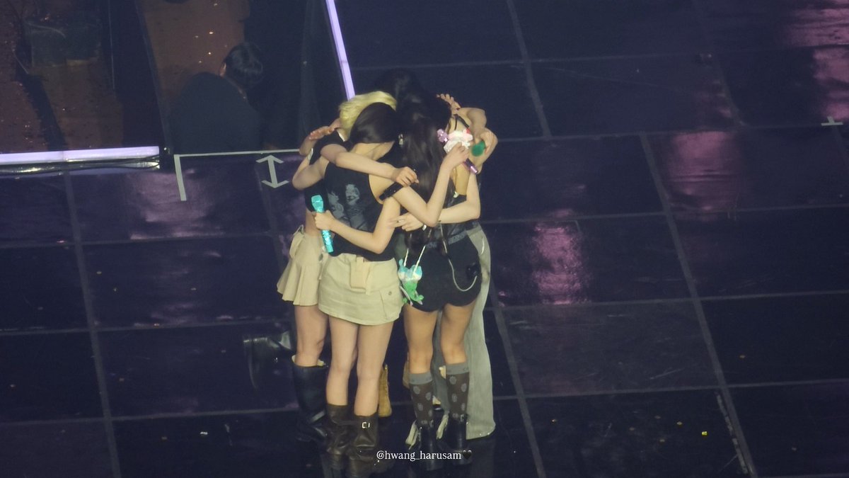 20260215
#ITZY_WORLD_TOUR #ITZY
#ITZY_TUNNELVISION 
#YEJI #LIA #RYUJIN 
#CHAERYEONG #YUNA