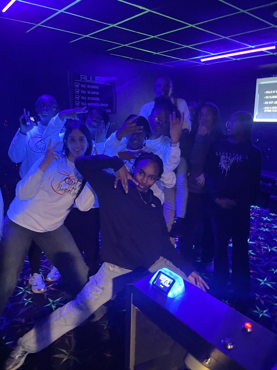 Kelsi Baker tweet media