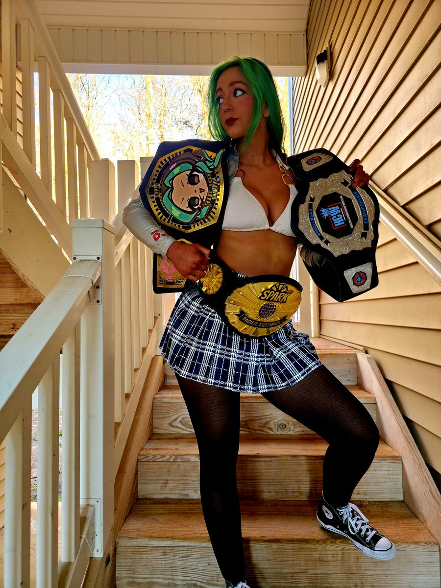 あなたのヒーロー Airica-Demia UwU. 👉😉 tweet media