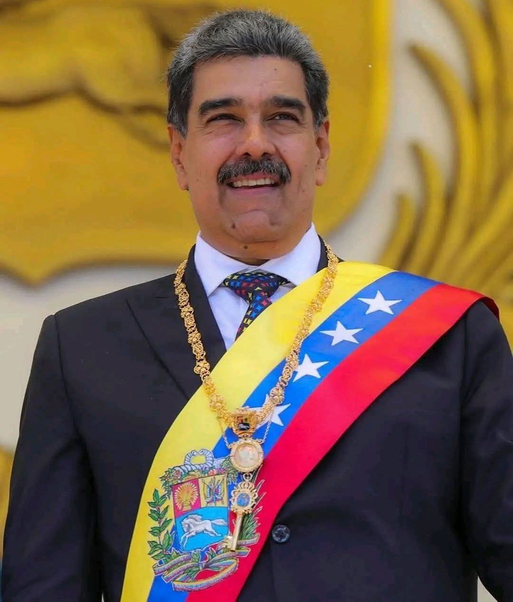 Comenzó el conteo regresivo para que Nicolás Maduro regrese a Venezuela ✊🏻 🇻🇪

#BringThemBack