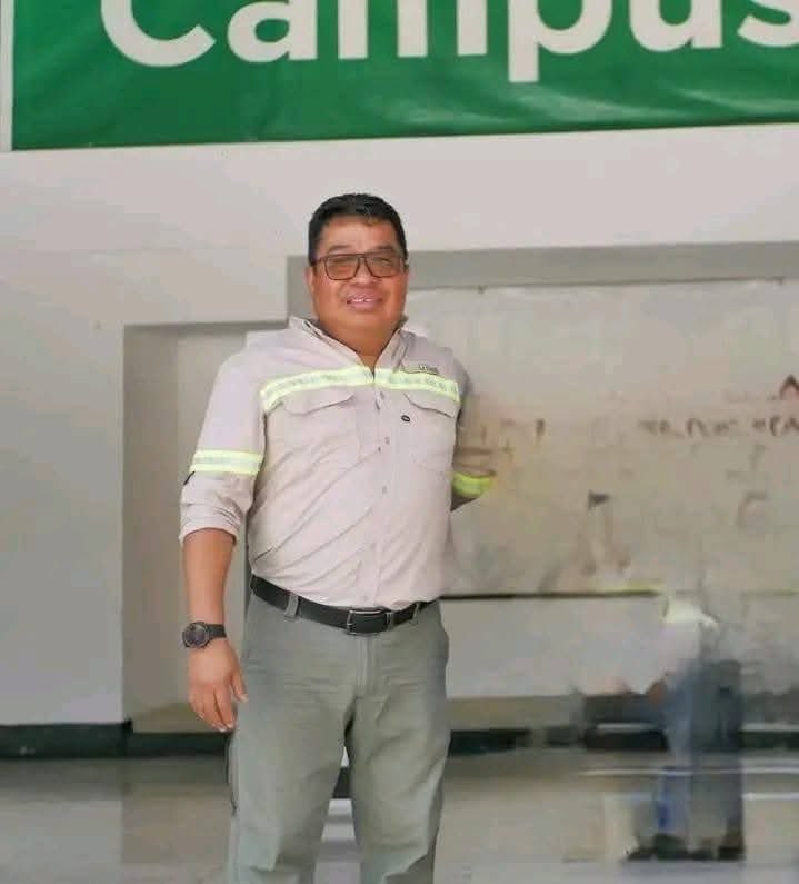 juanpaguatemala's tweet photo. Ingenio La Unión toma acciones tras denuncias internas

El Ingenio La Unión informó este lunes 16 de febrero sobre el despido laboral del Licenciado Alex López, en medio de un proceso interno relacionado con señalamientos ocurridos dentro de la organización.

De acuerdo con información preliminar, junto a López también habrían sido separados de sus cargos entre tres y seis trabajadores más, principalmente vinculados al área de transportes. Estas personas ocupaban puestos de responsabilidad y estarían relacionadas con denuncias de presunto acoso hacia trabajadoras.

Fuentes cercanas indican que el departamento de Recursos Humanos habría citado a varias colaboradoras con el objetivo de recabar testimonios y esclarecer los hechos, como parte de una investigación interna orientada a abordar la situación y tomar medidas correctivas.

Estas acciones reflejan un proceso que busca determinar responsabilidades y atender las denuncias presentadas, en un contexto donde la protección de la integridad y el respeto en el entorno laboral son fundamentales.