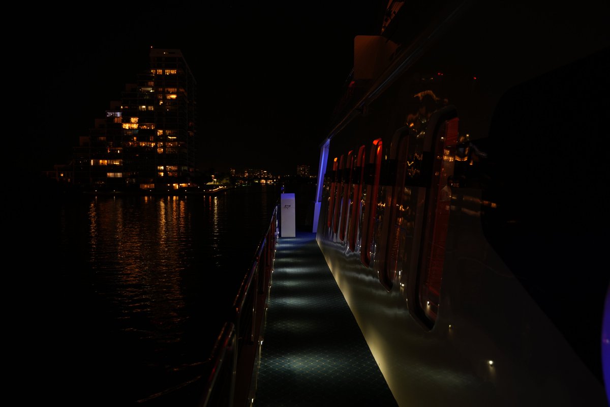 Biscayne Lady Yacht Charters tweet media