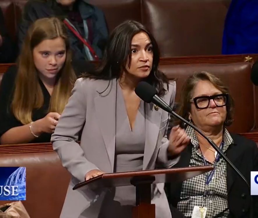 If you support AOC running for President....

 comment down below a 💙!!!!

Need to see who's with me in saying, AOC 2028!