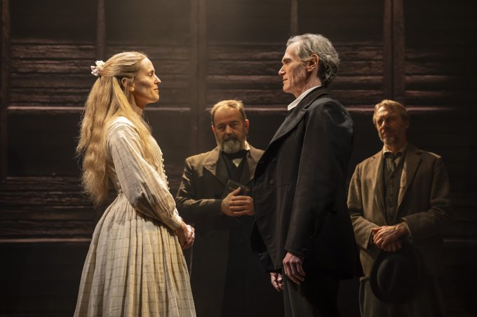 Arya9874's tweet photo. Review: High Noon, Harold Pinter Theatre - Despite terrific turns from Denise Gough and Billy Crudup, this stage adaptation of the classic Western feels like more of a curiosity than a convincing play https://t.co/lM7w1IJaih