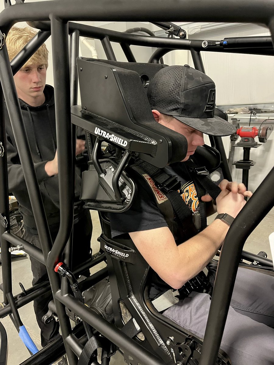 CRRacing9's tweet photo. Seats are mounted and belts are being fitted today in the shop! https://t.co/1oOHvwOju6